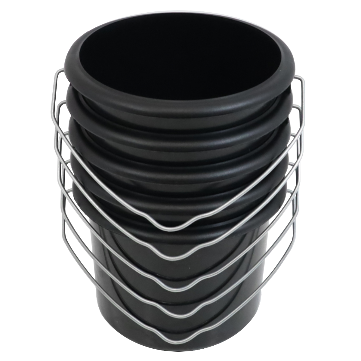 A black 2.5 litre paint kettle with metal handles, designed for use in painting and decorating tasks.