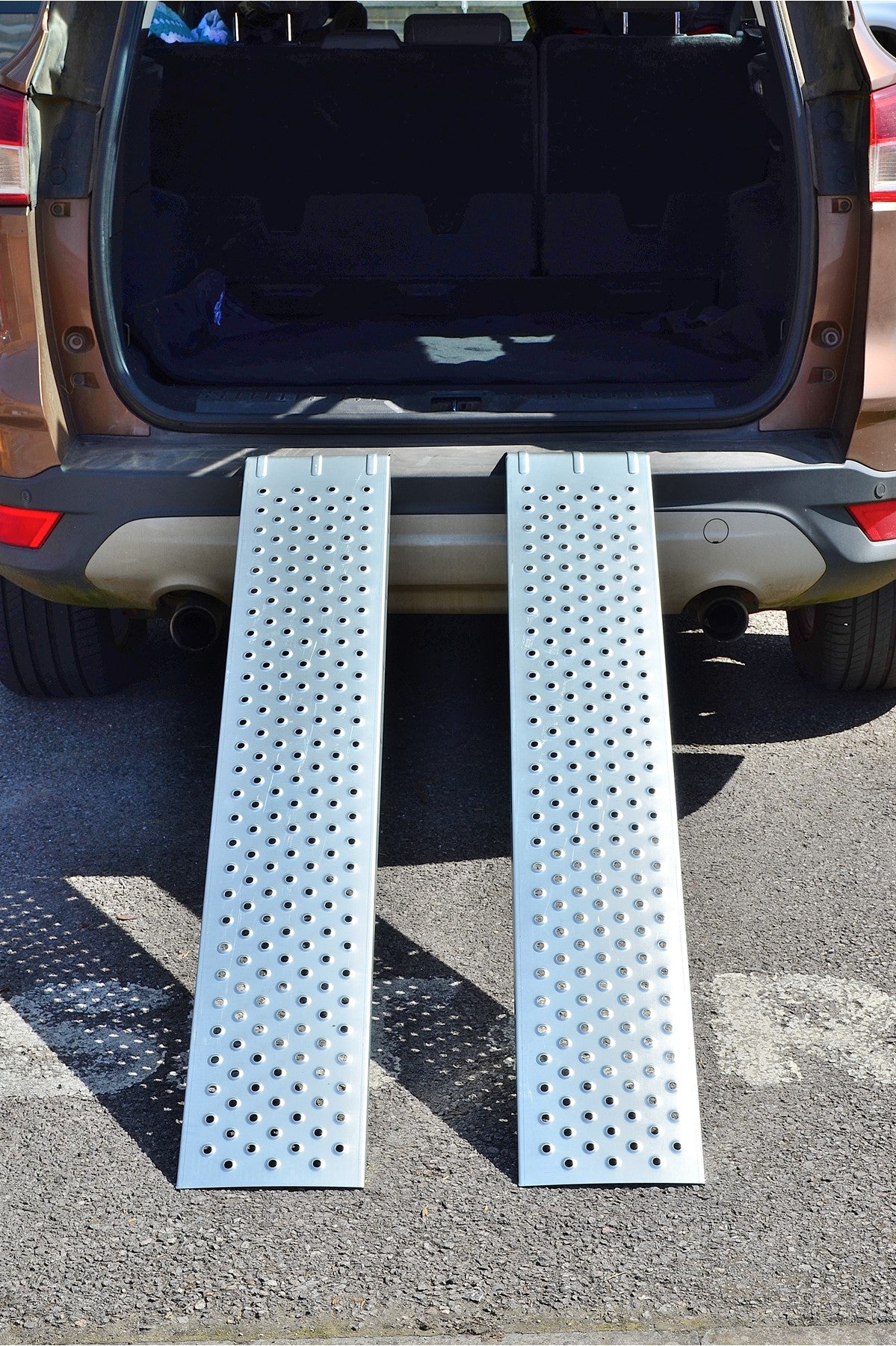 Galvanised Loading Ramps – Fixed Pair