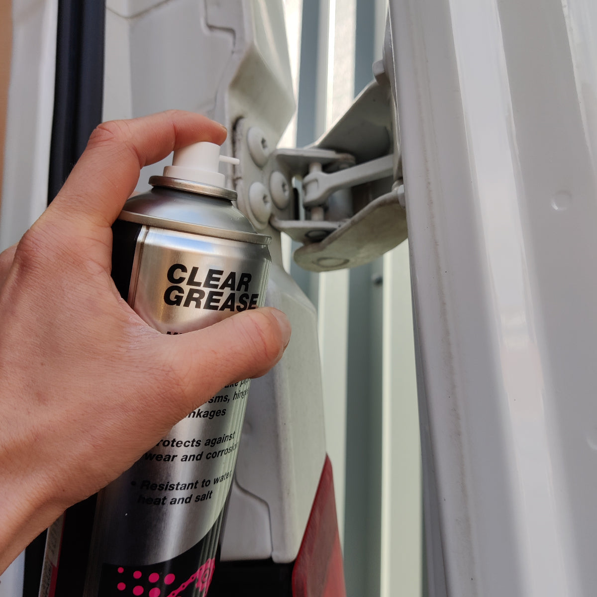 Clear Grease Spray - X61780 400ml Aerosol
