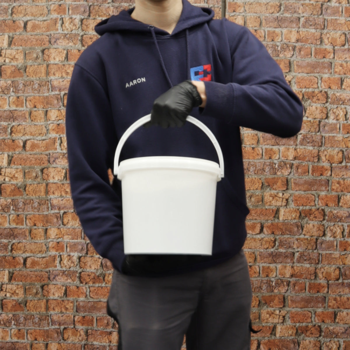 3kg Bucket of White Deicing Salt with Gloves