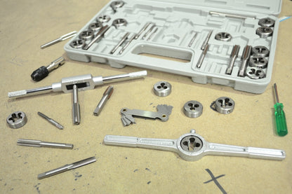 40 Piece Alloy Steel Tap & Die Set