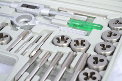 40 Piece Alloy Steel Tap & Die Set