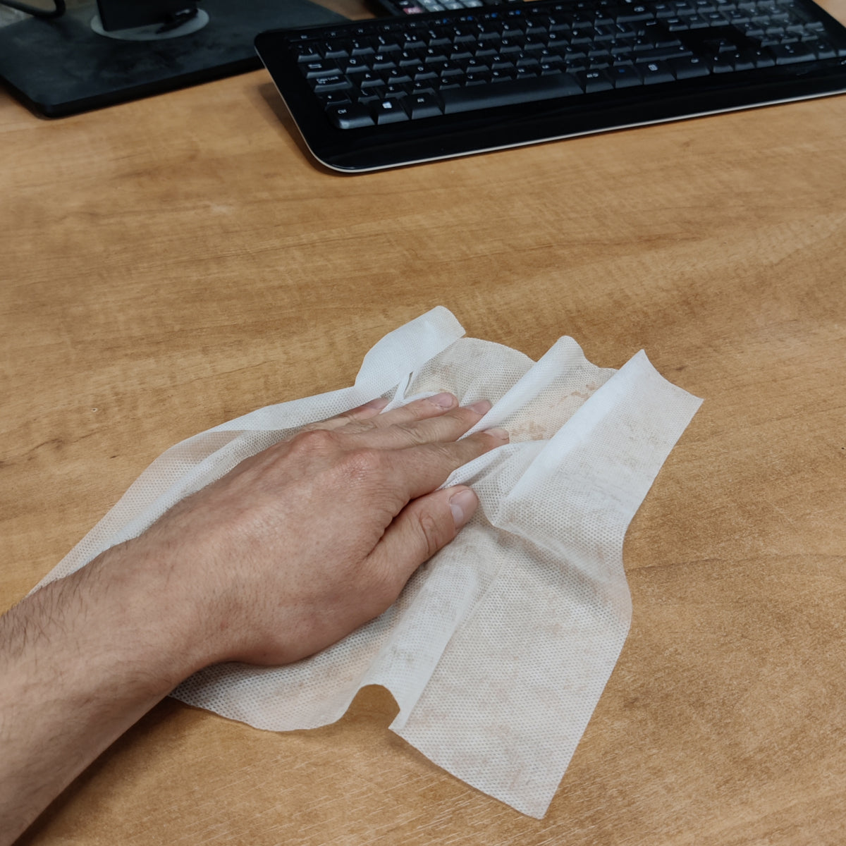 Universal Cleaning and Sanitising Wipes