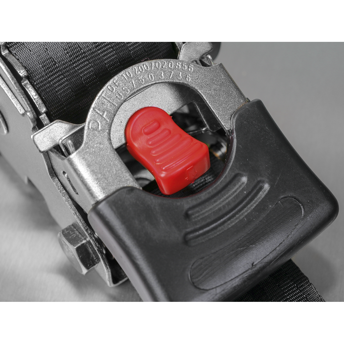 Auto Retractable Ratchet Strap 50mm x 3m – 1500kg