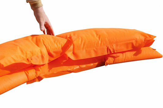 HydroPad instant sandbags pack of 6 – water-activated flood defence pads absorbing 15–20 litres each.