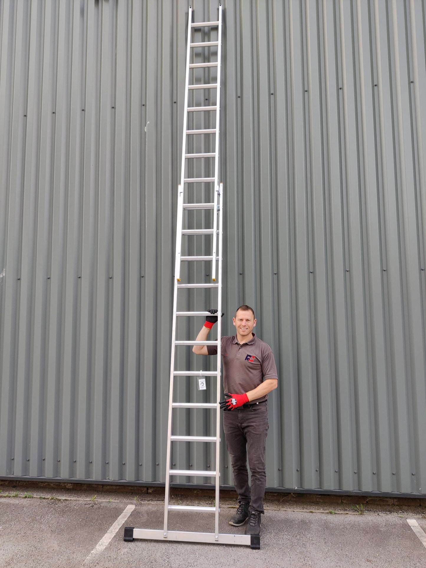 Aluminium Professional Extension Ladder - Double Section