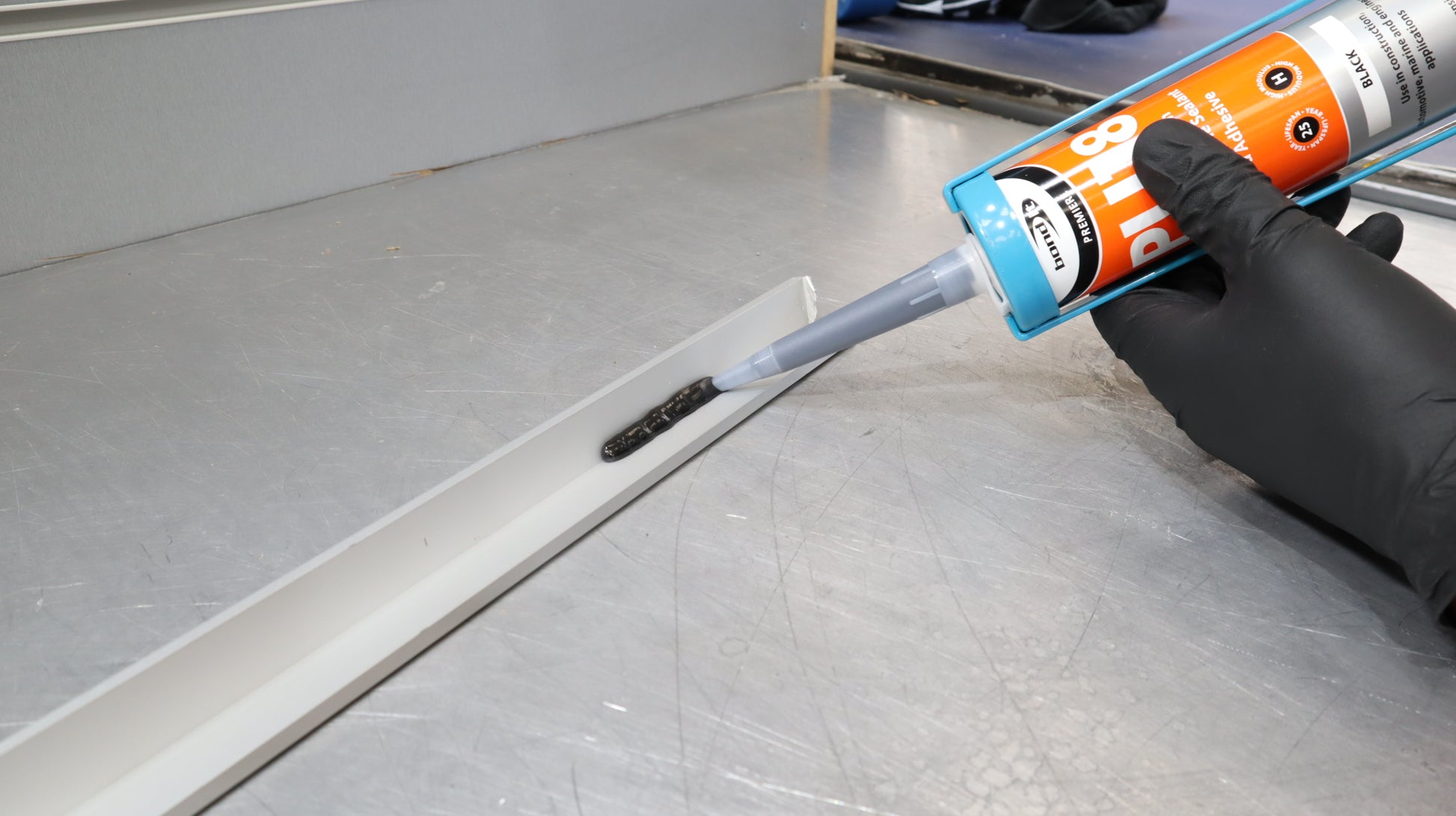 PU18 Black Polyurethane Sealant Adhesive 310ml
