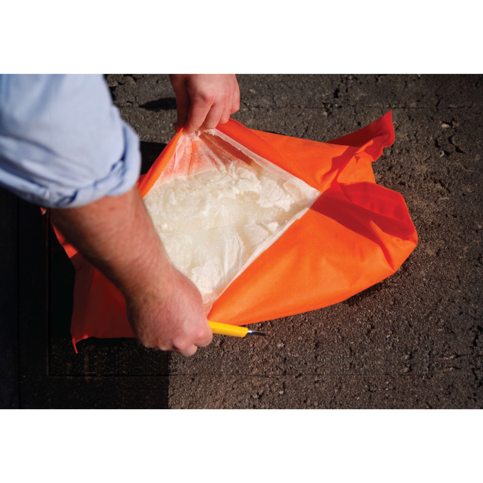 HydroPad Instant Sandbags – Water-Activated Flood Defence Barrier (PACK OF 6)